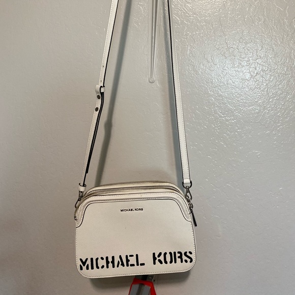Handbags - Michael kohrs purse
